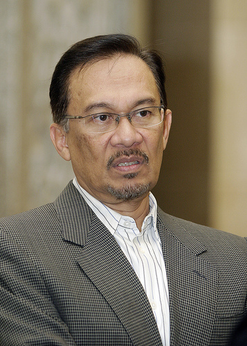 Top Blunders Of Anwar Ibrahim | Do not Vote Him